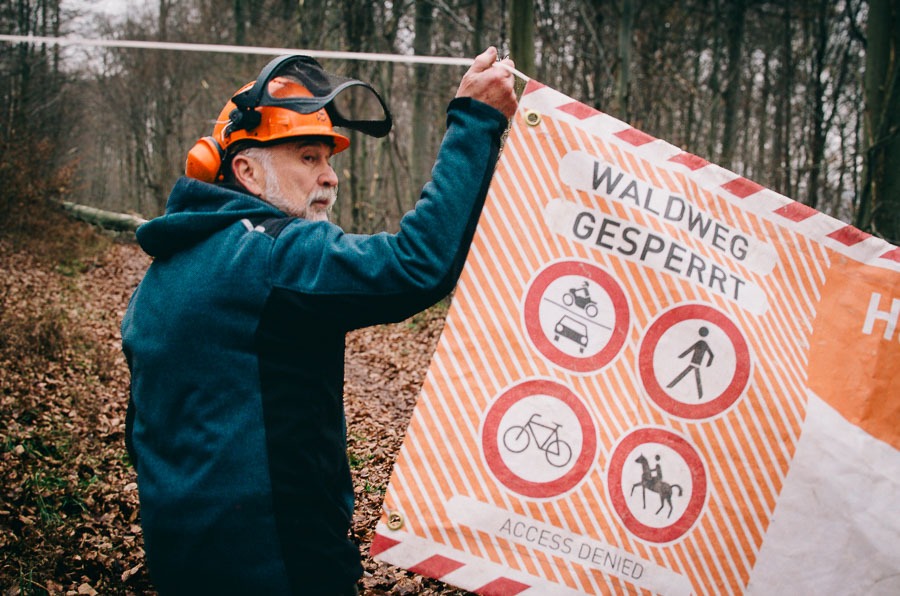 Absperrung wegen Forstarbeiten