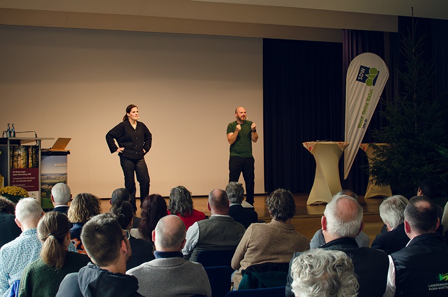 Schauspieler von Theatersport Tübingen auf der Bühne
